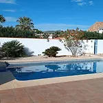 La Pergola * קלפה